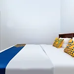 OYO 2240 Simpang Tujuh Residence