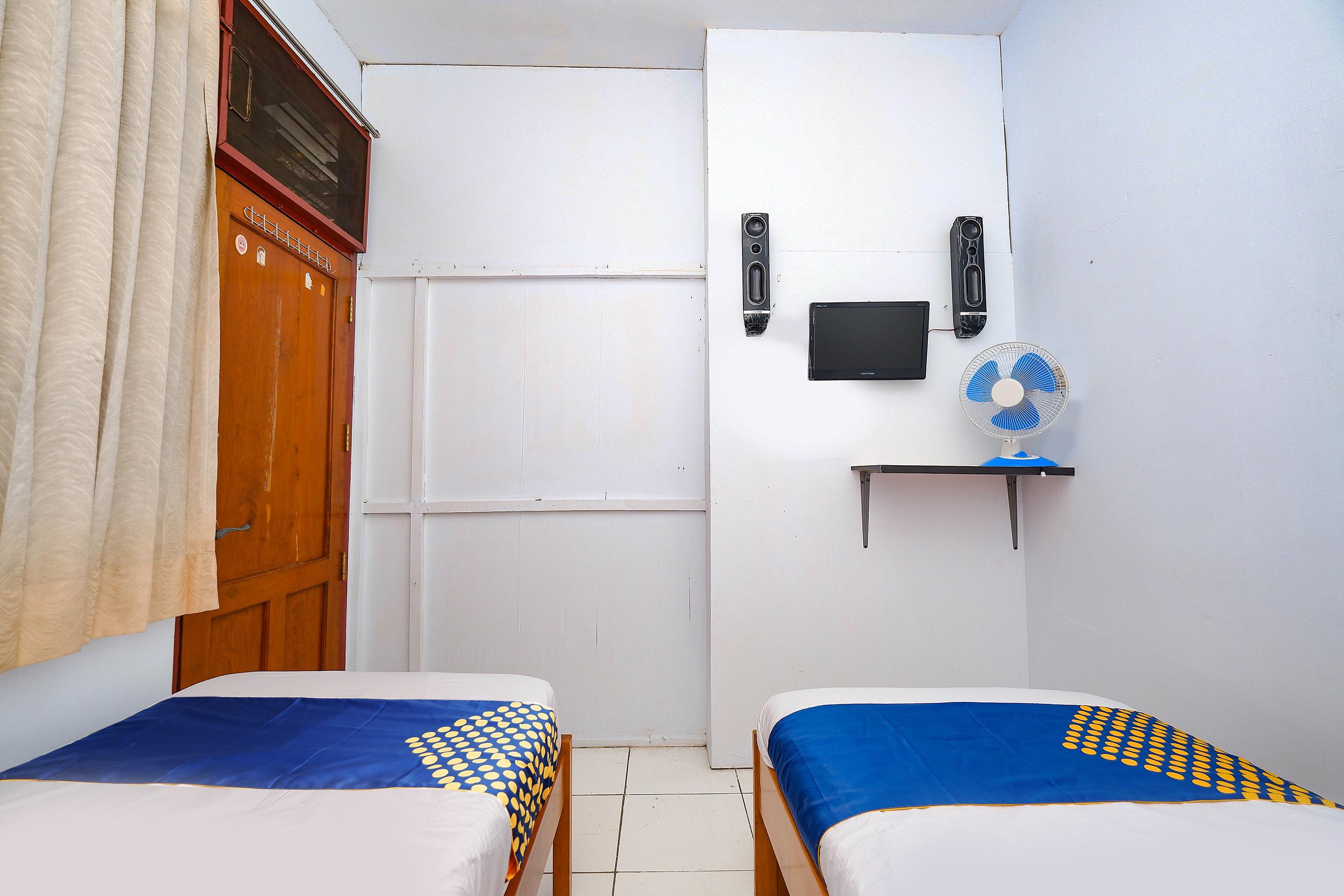 Hotel Oyo 2240 Simpang Tujuh Kudus