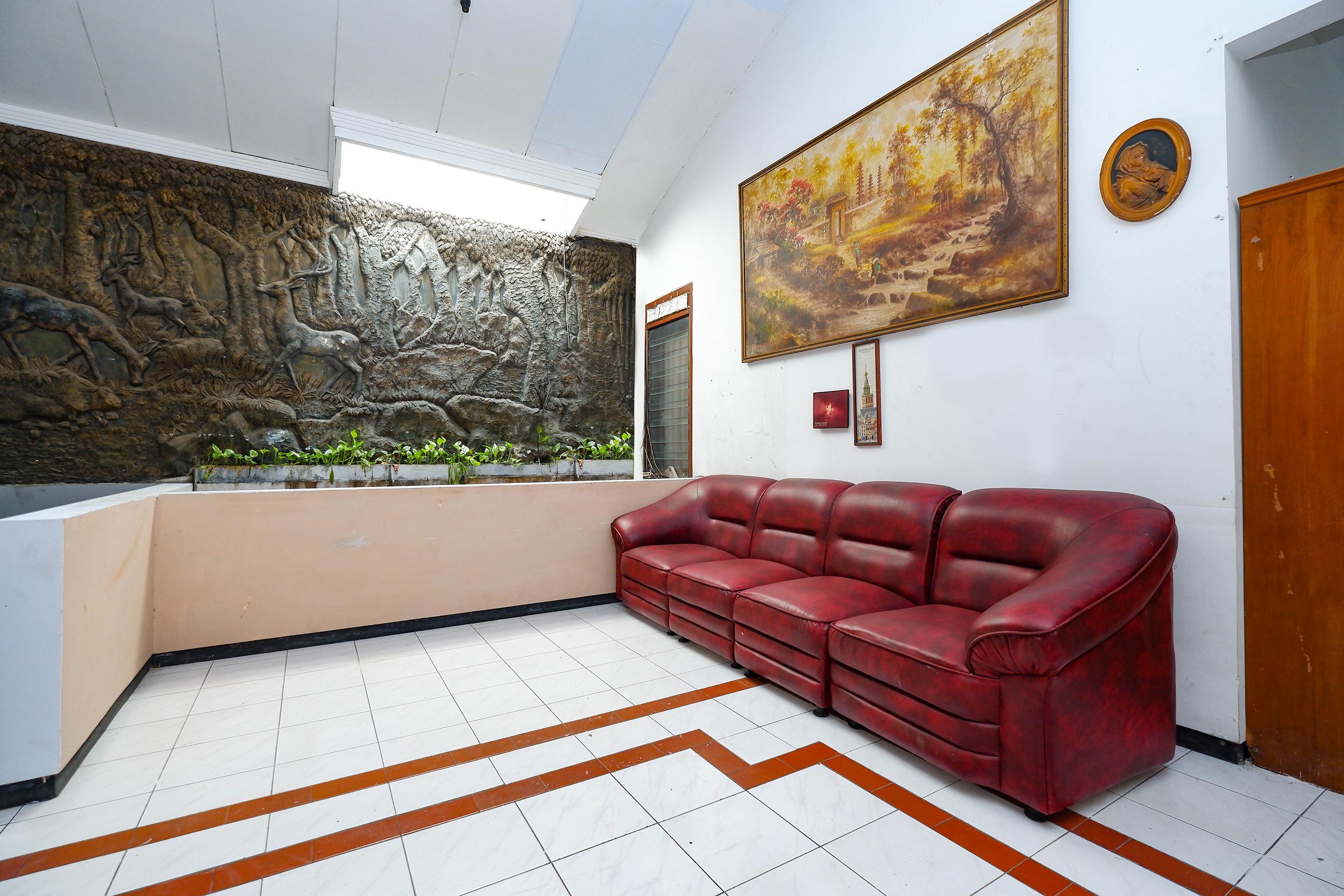 Oyo 2240 Simpang Tujuh Hotel